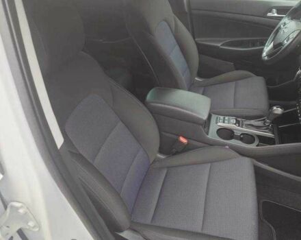 Білий Хендай Туксон, об'ємом двигуна 1.6 л та пробігом 85 тис. км за 10600 $, фото 18 на Automoto.ua