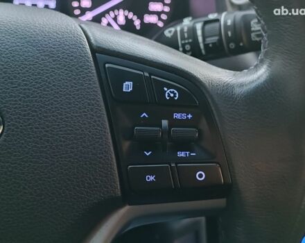 Белый Хендай Туксон, объемом двигателя 2 л и пробегом 146 тыс. км за 16490 $, фото 23 на Automoto.ua