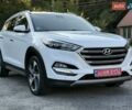 Белый Хендай Туксон, объемом двигателя 2 л и пробегом 147 тыс. км за 21299 $, фото 3 на Automoto.ua