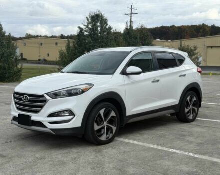 Белый Хендай Туксон, объемом двигателя 1.6 л и пробегом 62 тыс. км за 10200 $, фото 2 на Automoto.ua