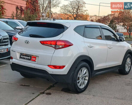 Хендай Туксон 2017 в Харькове на Automoto.ua Белый Хендай Туксон, объемом двигателя 2 л и пробегом 146 тыс. км за 16490 $, фото 7 на Automoto.ua