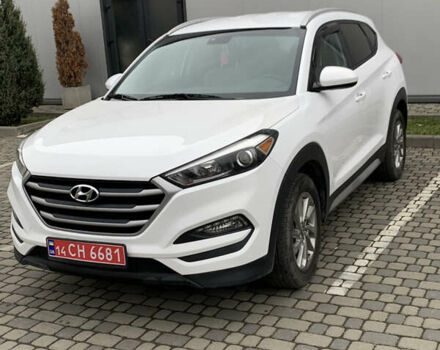 Белый Хендай Туксон, объемом двигателя 2 л и пробегом 167 тыс. км за 15800 $, фото 1 на Automoto.ua