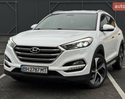 Белый Хендай Туксон, объемом двигателя 2 л и пробегом 82 тыс. км за 19000 $, фото 1 на Automoto.ua