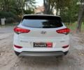 Белый Хендай Туксон, объемом двигателя 2 л и пробегом 193 тыс. км за 17890 $, фото 6 на Automoto.ua