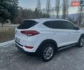 Білий Хендай Туксон, об'ємом двигуна 1.98 л та пробігом 135 тис. км за 15800 $, фото 4 на Automoto.ua