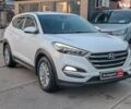 Белый Хендай Туксон, объемом двигателя 2 л и пробегом 146 тыс. км за 16490 $, фото 6 на Automoto.ua
