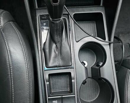 Белый Хендай Туксон, объемом двигателя 2 л и пробегом 187 тыс. км за 24000 $, фото 15 на Automoto.ua