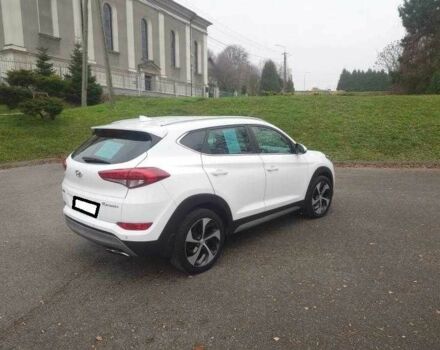 Білий Хендай Туксон, об'ємом двигуна 1.6 л та пробігом 85 тис. км за 10600 $, фото 5 на Automoto.ua