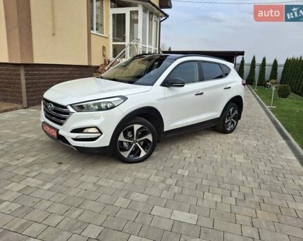 Белый Хендай Туксон, объемом двигателя 2 л и пробегом 203 тыс. км за 18700 $, фото 15 на Automoto.ua