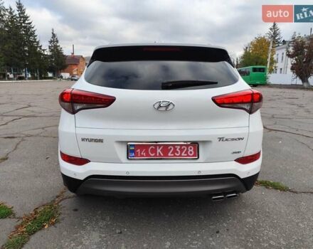 Белый Хендай Туксон, объемом двигателя 2 л и пробегом 217 тыс. км за 18300 $, фото 44 на Automoto.ua