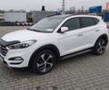 Белый Хендай Туксон, объемом двигателя 2 л и пробегом 260 тыс. км за 19900 $, фото 10 на Automoto.ua