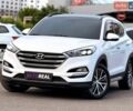 Белый Хендай Туксон, объемом двигателя 2 л и пробегом 131 тыс. км за 20500 $, фото 1 на Automoto.ua