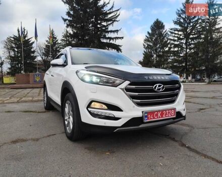 Белый Хендай Туксон, объемом двигателя 2 л и пробегом 217 тыс. км за 18300 $, фото 14 на Automoto.ua