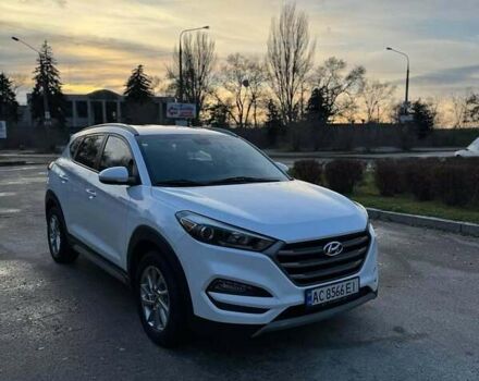 Хендай Туксон 2017 в Львове на Automoto.ua Белый Хендай Туксон, объемом двигателя 1.59 л и пробегом 93 тыс. км за 18300 $, фото 2 на Automoto.ua