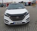 Белый Хендай Туксон, объемом двигателя 2 л и пробегом 260 тыс. км за 19900 $, фото 3 на Automoto.ua
