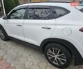 Белый Хендай Туксон, объемом двигателя 2 л и пробегом 187 тыс. км за 24000 $, фото 27 на Automoto.ua