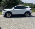 Белый Хендай Туксон, объемом двигателя 2 л и пробегом 73 тыс. км за 18400 $, фото 1 на Automoto.ua