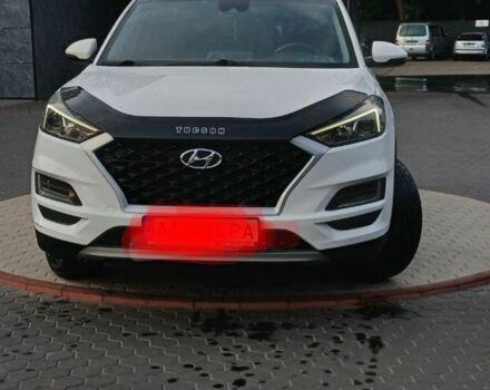 Білий Хендай Туксон, об'ємом двигуна 1.6 л та пробігом 168 тис. км за 20000 $, фото 1 на Automoto.ua