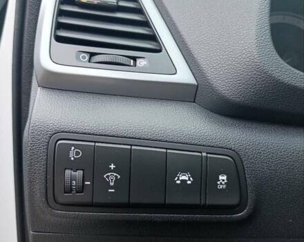 Білий Хендай Туксон, об'ємом двигуна 2 л та пробігом 169 тис. км за 19999 $, фото 61 на Automoto.ua