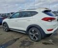 Белый Хендай Туксон, объемом двигателя 1.6 л и пробегом 120 тыс. км за 2800 $, фото 1 на Automoto.ua