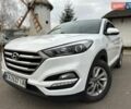 Белый Хендай Туксон, объемом двигателя 2 л и пробегом 131 тыс. км за 17600 $, фото 1 на Automoto.ua
