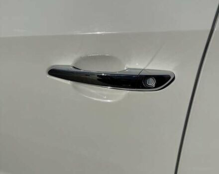 Белый Хендай Туксон, объемом двигателя 2 л и пробегом 97 тыс. км за 24800 $, фото 2 на Automoto.ua