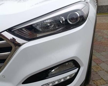 Білий Хендай Туксон, об'ємом двигуна 2 л та пробігом 169 тис. км за 19999 $, фото 42 на Automoto.ua