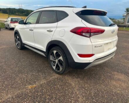 Белый Хендай Туксон, объемом двигателя 1.6 л и пробегом 48 тыс. км за 9200 $, фото 7 на Automoto.ua