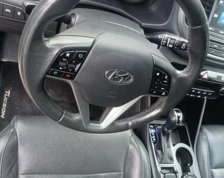 Хендай Туксон 2018 в Львове на Automoto.ua Белый Хендай Туксон, объемом двигателя 2 л и пробегом 169 тыс. км за 21400 $, фото 96 на Automoto.ua