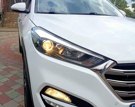 Білий Хендай Туксон, об'ємом двигуна 2 л та пробігом 169 тис. км за 19999 $, фото 25 на Automoto.ua