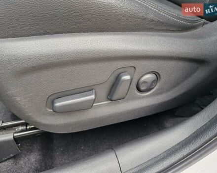 Белый Хендай Туксон, объемом двигателя 2 л и пробегом 111 тыс. км за 19999 $, фото 13 на Automoto.ua