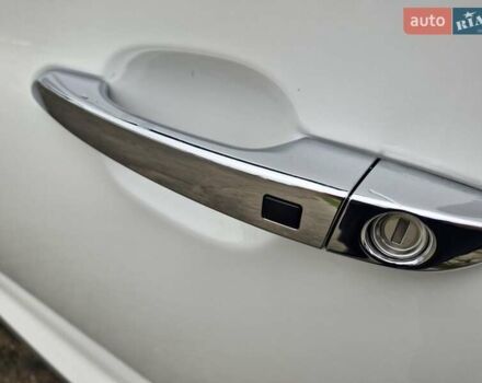 Белый Хендай Туксон, объемом двигателя 2 л и пробегом 111 тыс. км за 19999 $, фото 9 на Automoto.ua