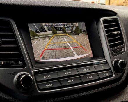 Белый Хендай Туксон, объемом двигателя 2 л и пробегом 90 тыс. км за 13800 $, фото 9 на Automoto.ua