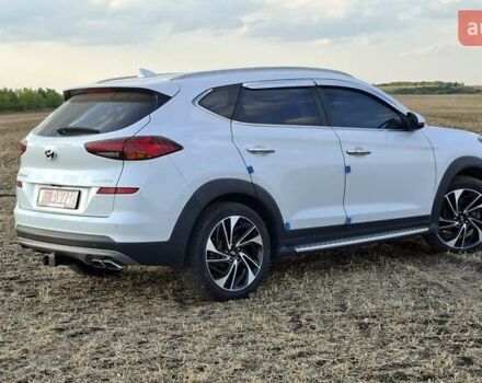 Хендай Туксон 2018 в Киеве на Automoto.ua Белый Хендай Туксон, объемом двигателя 2 л и пробегом 158 тыс. км за 24500 $, фото 7 на Automoto.ua