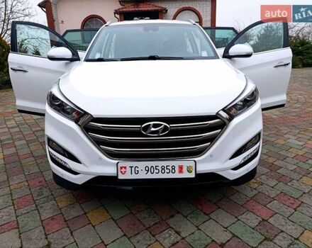 Білий Хендай Туксон, об'ємом двигуна 2 л та пробігом 169 тис. км за 19999 $, фото 91 на Automoto.ua