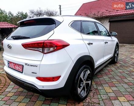 Білий Хендай Туксон, об'ємом двигуна 2 л та пробігом 169 тис. км за 19999 $, фото 84 на Automoto.ua