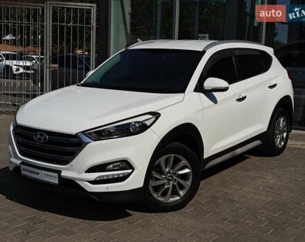 Белый Хендай Туксон, объемом двигателя 2 л и пробегом 99 тыс. км за 20500 $, фото 8 на Automoto.ua