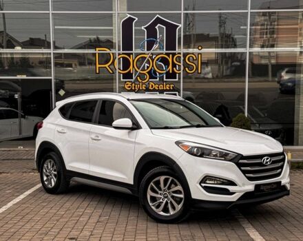 Белый Хендай Туксон, объемом двигателя 2 л и пробегом 90 тыс. км за 13800 $, фото 2 на Automoto.ua