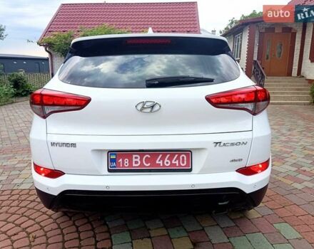 Хендай Туксон 2018 в Львове на Automoto.ua Белый Хендай Туксон, объемом двигателя 2 л и пробегом 169 тыс. км за 21400 $, фото 33 на Automoto.ua