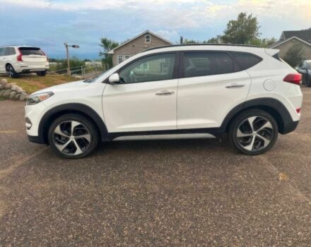 Белый Хендай Туксон, объемом двигателя 1.6 л и пробегом 48 тыс. км за 9200 $, фото 4 на Automoto.ua