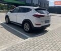 Білий Хендай Туксон, об'ємом двигуна 2 л та пробігом 148 тис. км за 21350 $, фото 6 на Automoto.ua