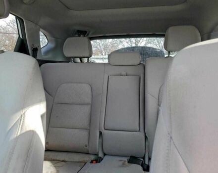 Белый Хендай Туксон, объемом двигателя 1.6 л и пробегом 120 тыс. км за 2800 $, фото 9 на Automoto.ua