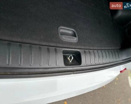 Белый Хендай Туксон, объемом двигателя 2 л и пробегом 131 тыс. км за 17600 $, фото 34 на Automoto.ua