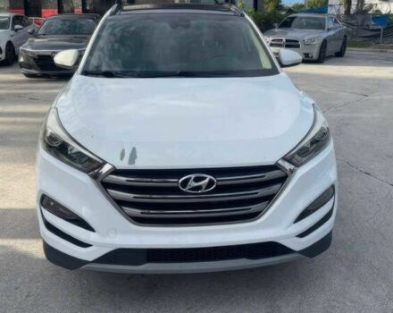 Білий Хендай Туксон, об'ємом двигуна 1.6 л та пробігом 40 тис. км за 12100 $, фото 1 на Automoto.ua