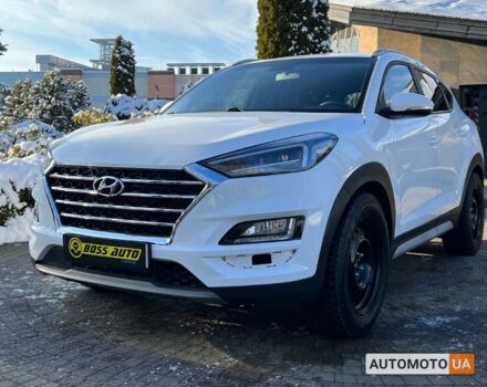 Білий Хендай Туксон, об'ємом двигуна 2.4 л та пробігом 67 тис. км за 19700 $, фото 2 на Automoto.ua