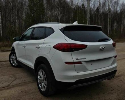 Белый Хендай Туксон, объемом двигателя 2 л и пробегом 75 тыс. км за 13500 $, фото 6 на Automoto.ua