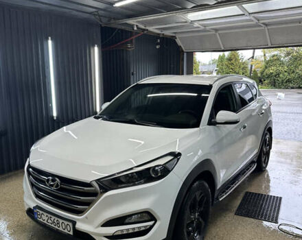 Хендай Туксон 2018 у Львові на Automoto.ua Білий Хендай Туксон, об'ємом двигуна 2 л та пробігом 151 тис. км за 20900 $, фото 2 на Automoto.ua