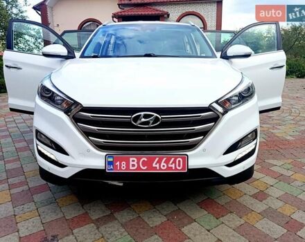 Хендай Туксон 2018 в Львове на Automoto.ua Белый Хендай Туксон, объемом двигателя 2 л и пробегом 169 тыс. км за 21400 $, фото 28 на Automoto.ua