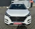 Белый Хендай Туксон, объемом двигателя 2 л и пробегом 169 тыс. км за 21500 $, фото 1 на Automoto.ua