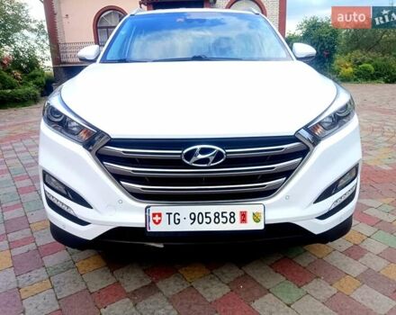 Хендай Туксон 2018 в Львове на Automoto.ua Белый Хендай Туксон, объемом двигателя 2 л и пробегом 169 тыс. км за 21400 $, фото 27 на Automoto.ua